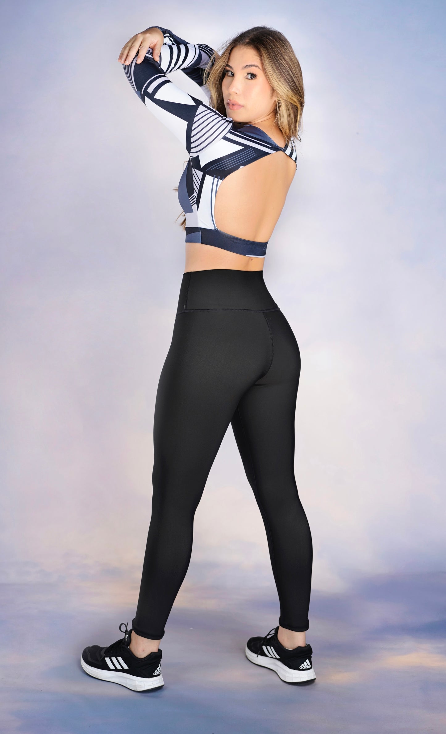 SUPER HIGH WAISTED BLACK LEGGING